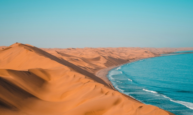 4-Day Namibia Tour - Sossusvlei Dunes & Sandwich Harbour